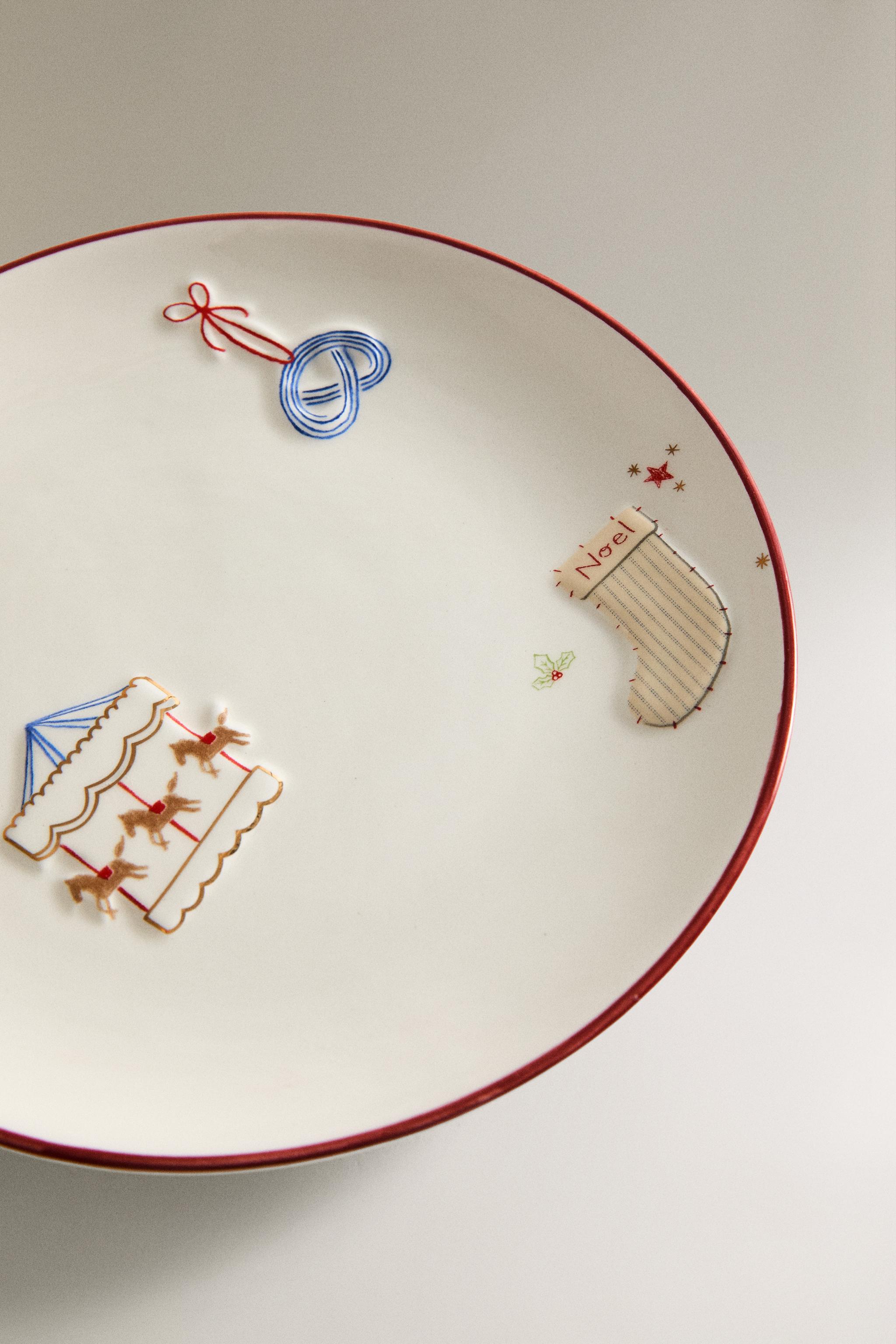 CHILDREN'S STONEWARE CHRISTMAS PLATE